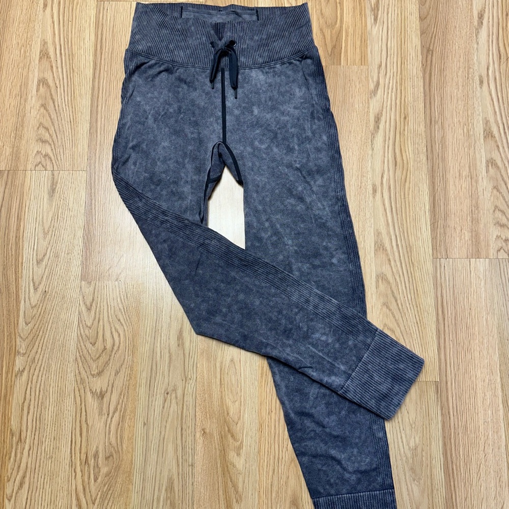 PINK Victoria's Secret set of 3 Ribbed Leggings in Navy, Teal, and Purplish/Gray - Picture 2 of 12